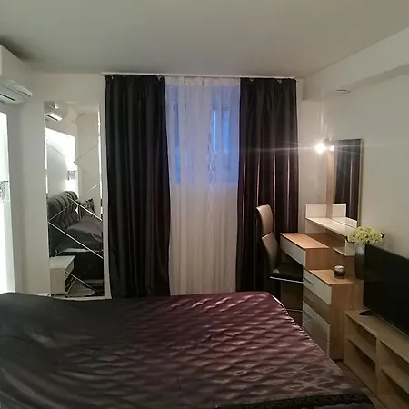 Apartment Central Next To Niagara Restaurant Sofia